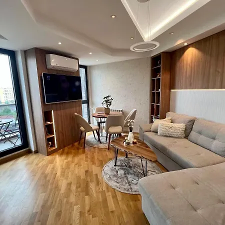 Апартаменти Maria's Elite Luxury *