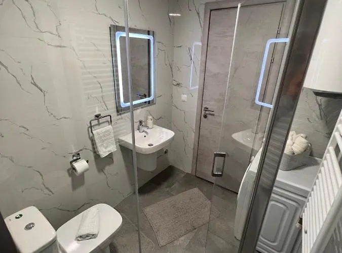 Maria's Elite Luxury Apartment *