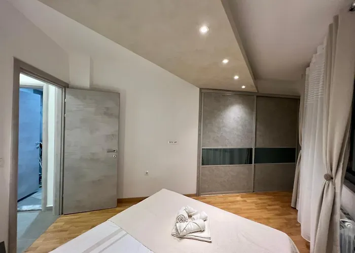 Maria's Elite Luxury Apartment *